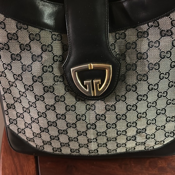 Gucci Monogram and Leather Shoulder Bag - Picture 2 of 8